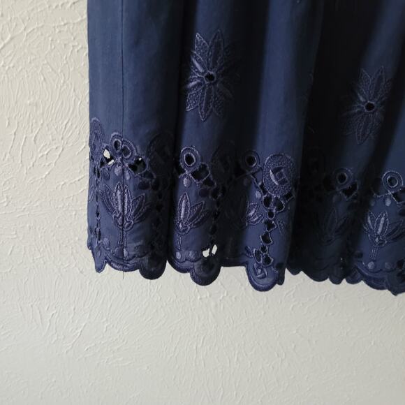 Diane Von Furstenberg Lace cut out Sleeveless dress in navy - Picture 7 of 10